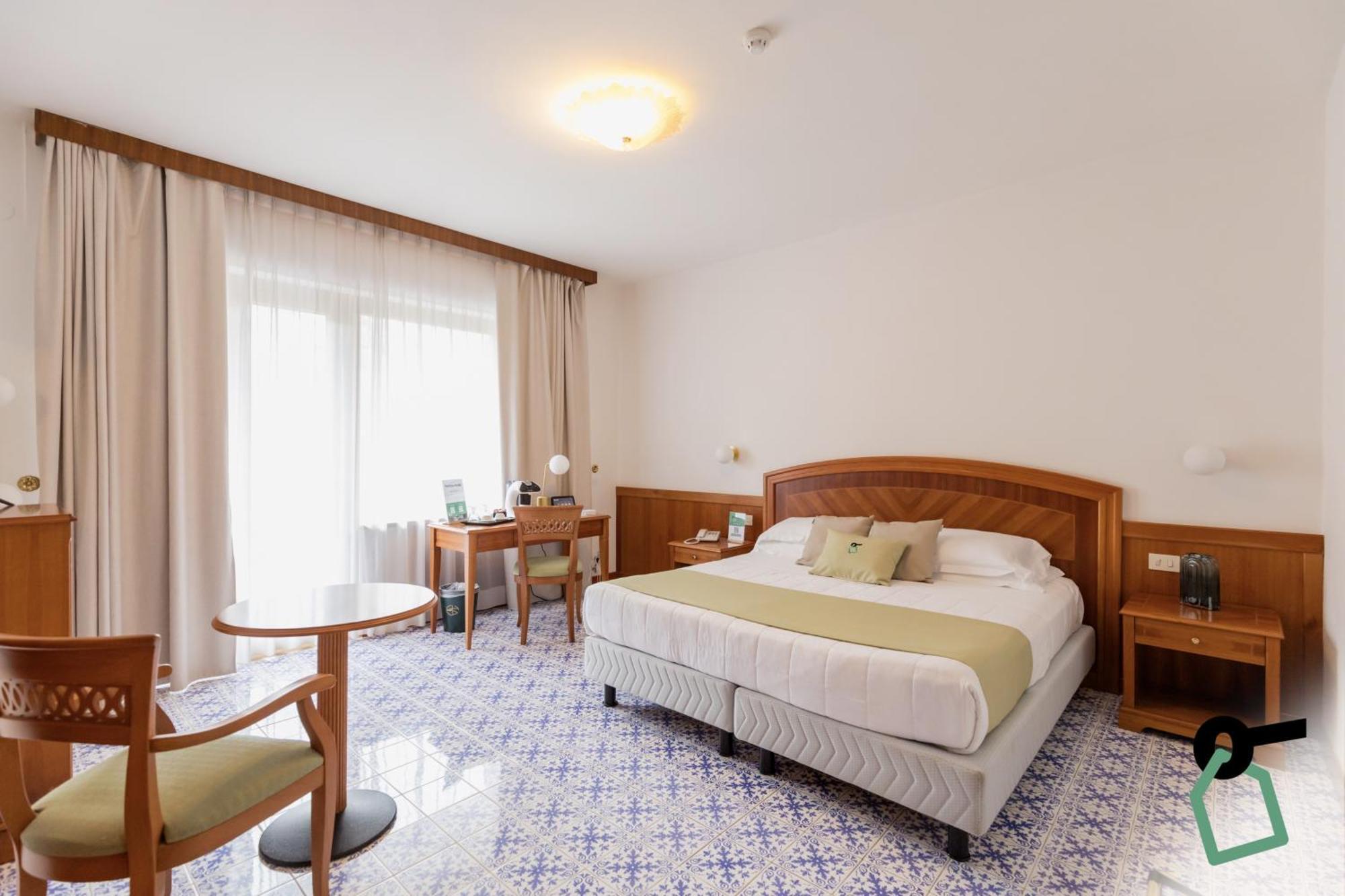 Hotiday Room Collection - Sorrento Exteriör bild