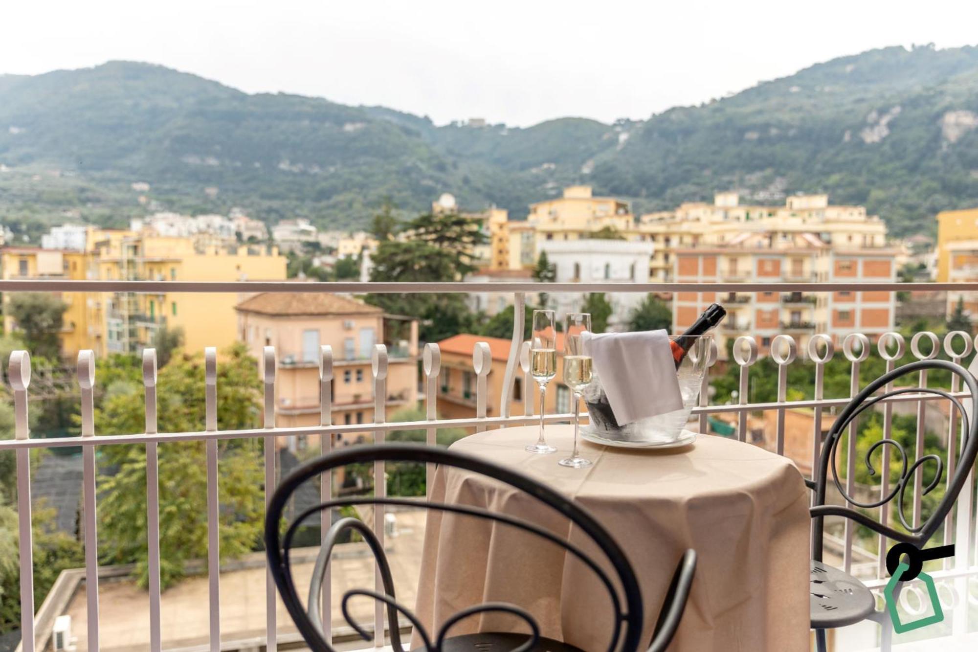 Hotiday Room Collection - Sorrento Exteriör bild